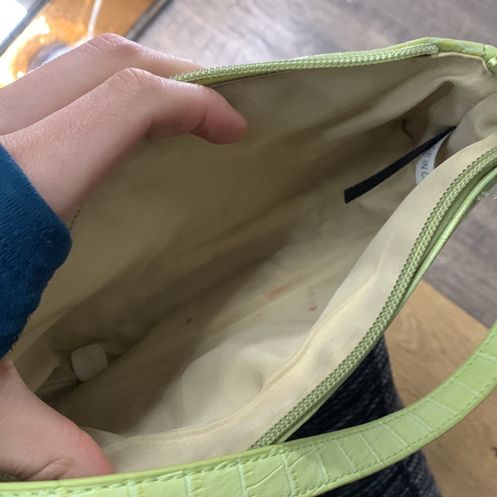 ⭐️ 3 FOR $12⭐️ SHEIN Light Green Croc-Embossed Shoulder Bag - Picture 9 of 12